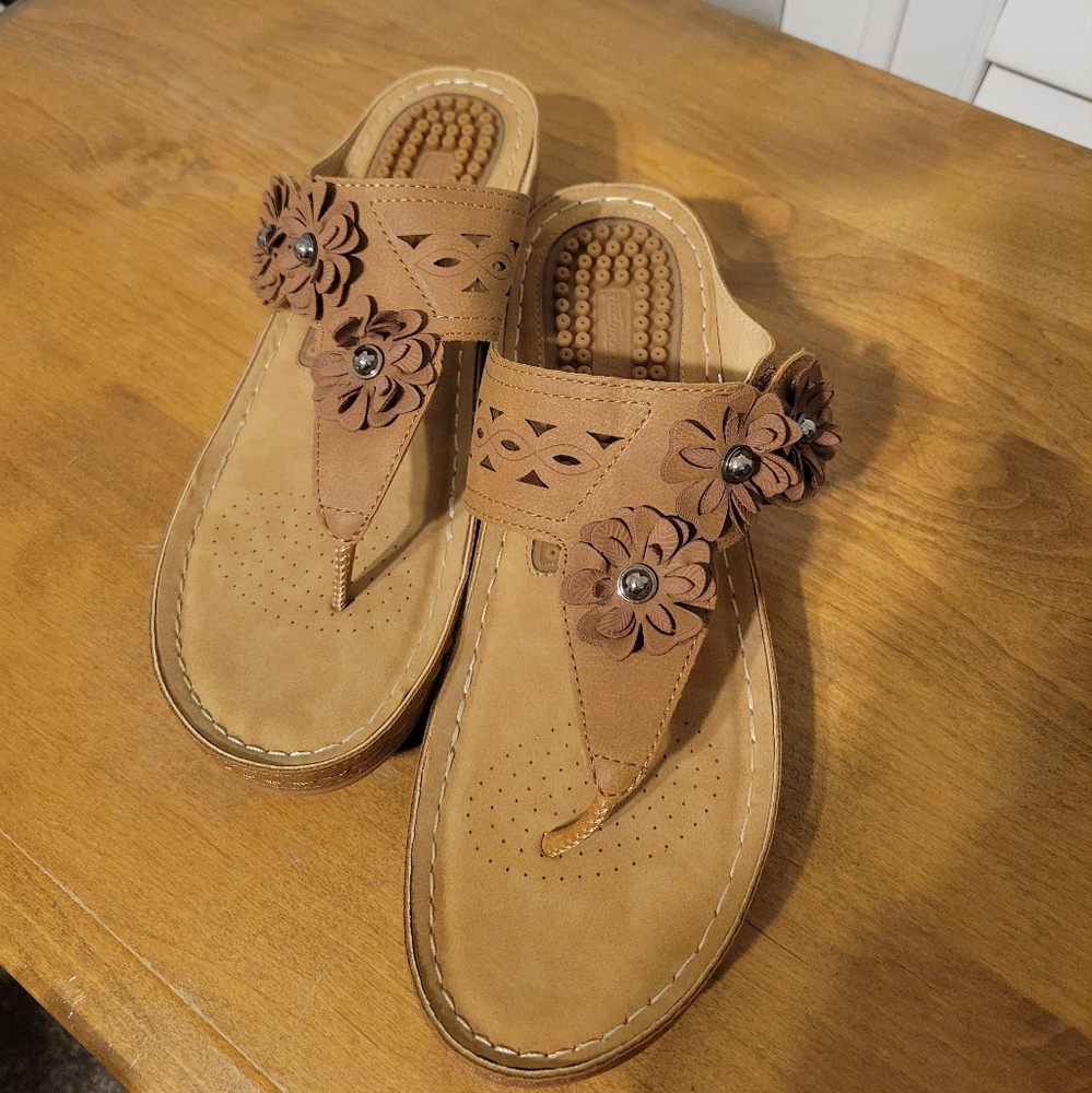 Brown Floral Women's Sandals